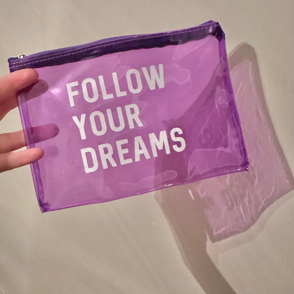 FREE w/purchase Follow your Dreams Art supply bag